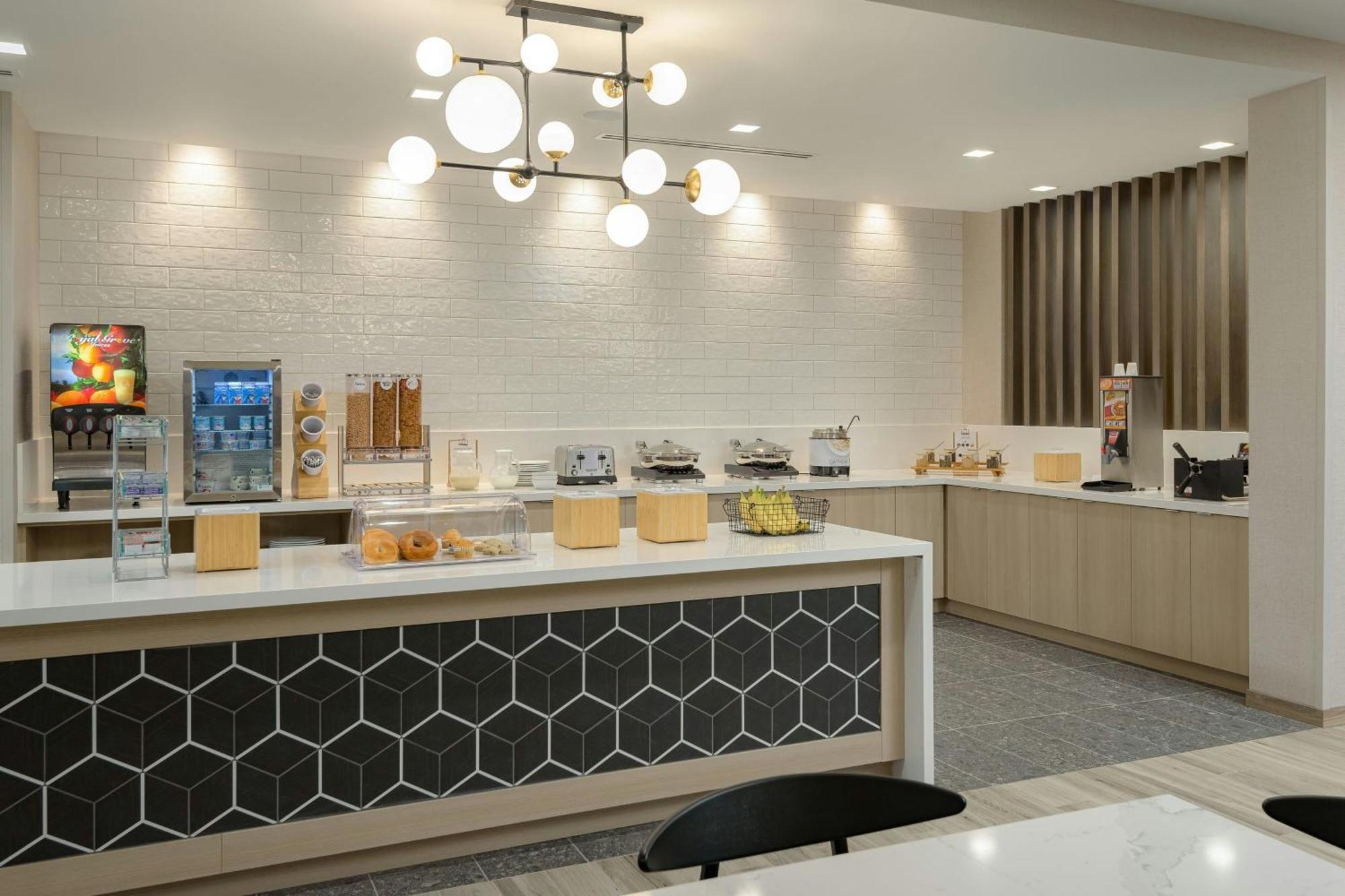 Fairfield By Marriott Inn & Suites Cincinnati Oakley מראה חיצוני תמונה